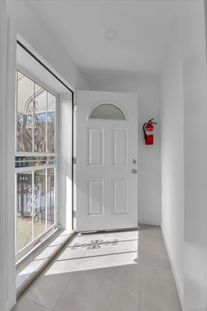 $4,100 | 609 Ovington Avenue, Unit 1 | Bay Ridge