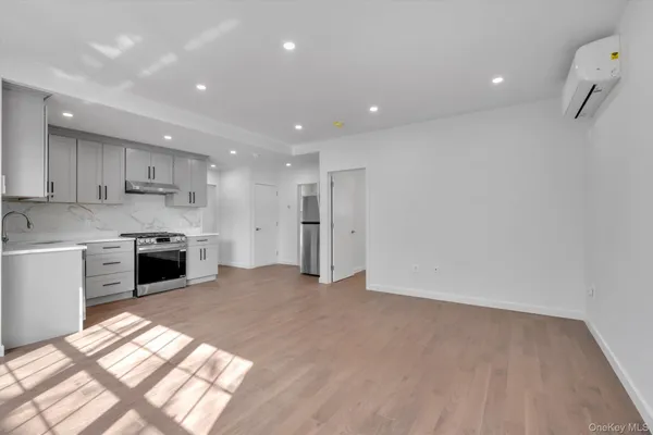 $4,100 | 609 Ovington Avenue, Unit 1 | Bay Ridge