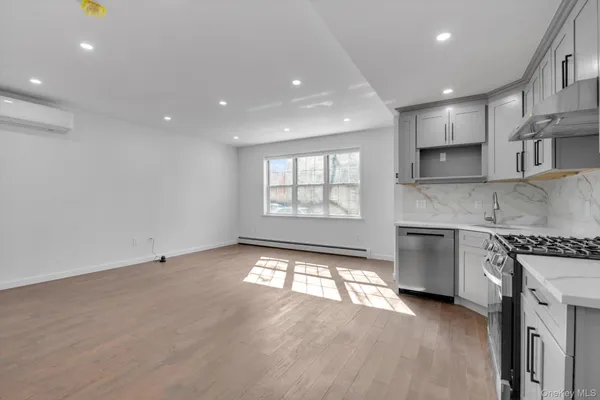 $4,100 | 609 Ovington Avenue, Unit 1 | Bay Ridge