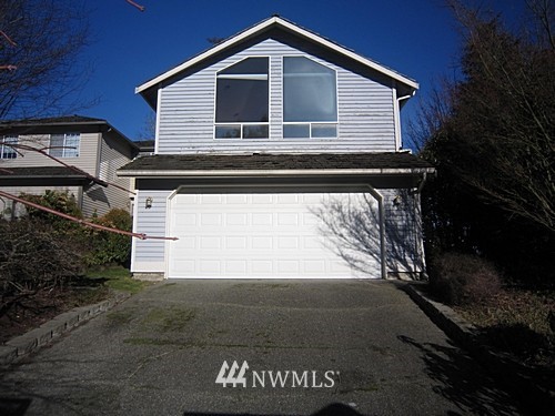 2336 Southeast 8th Place Renton, WA 98057 - Photo 2 of 20
