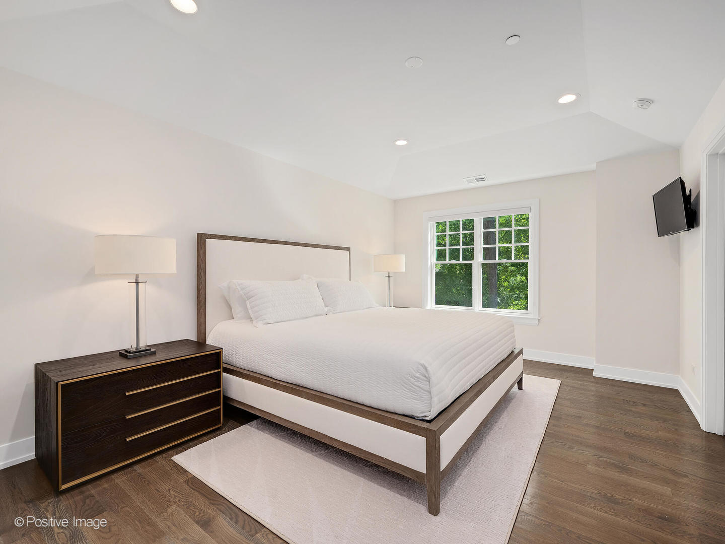 1150 Highland Avenue Lake Forest, IL 60045 - Photo 44 of 63 a bed room with a bed and a window