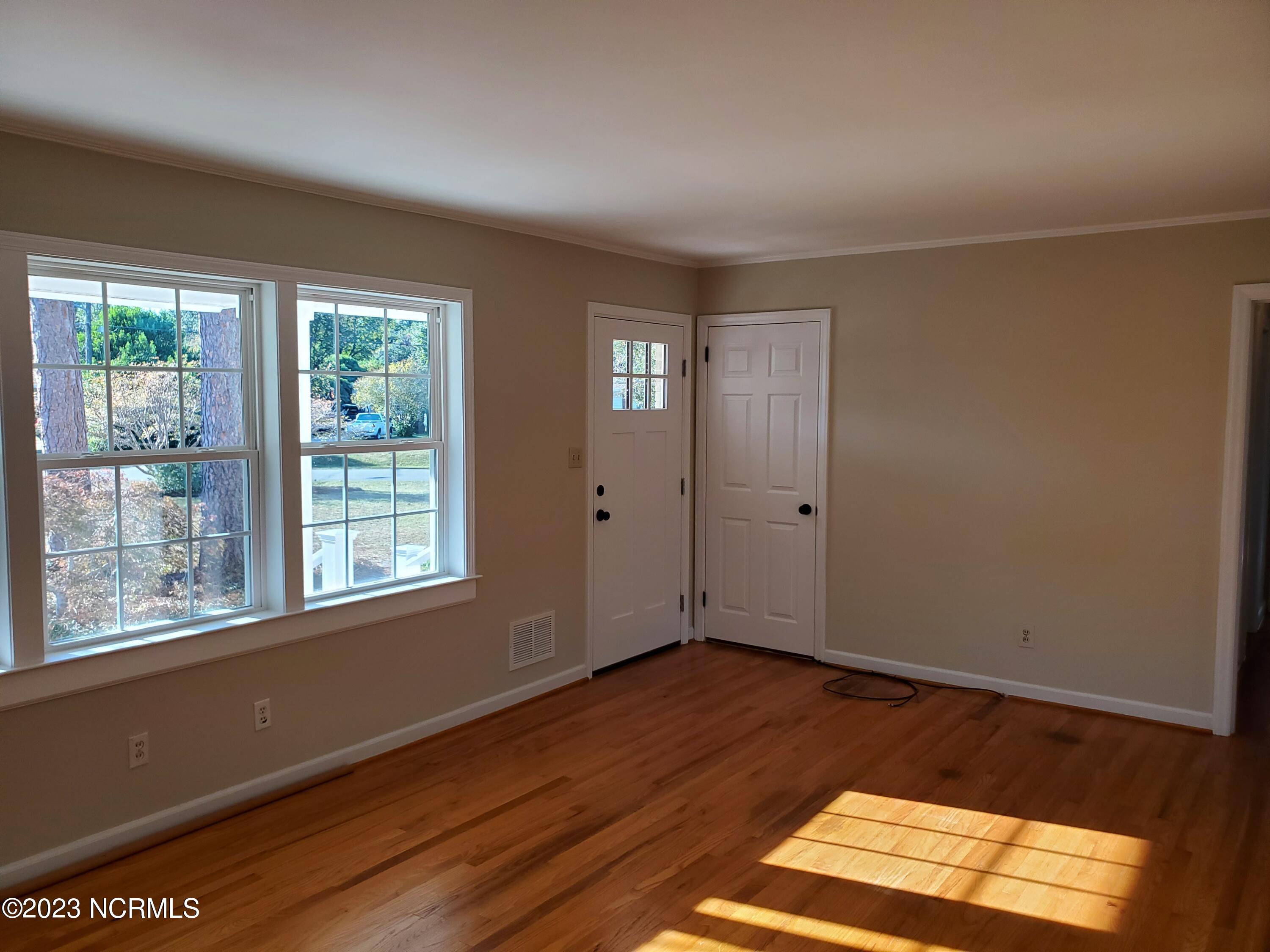 232 Forest Road Wilmington, NC 28403 - Photo 9 of 51 20231102_161557