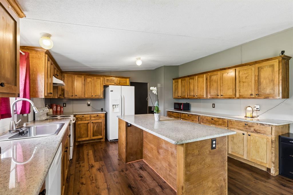 3310 Old Sherman Road Whitesboro, TX 76273 - Photo 4 of 18