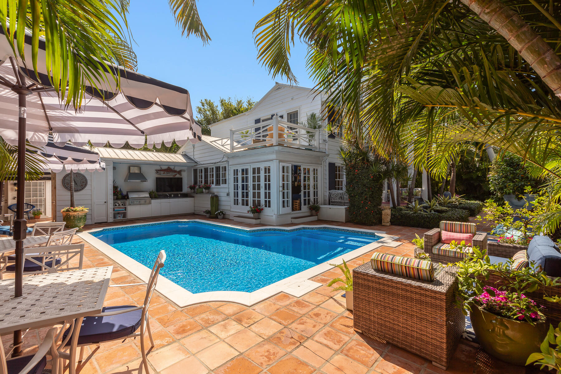 906 Johnson Street Key West, FL 33040 - Photo 14 of 65 906 JOHNSON ST WEB-16