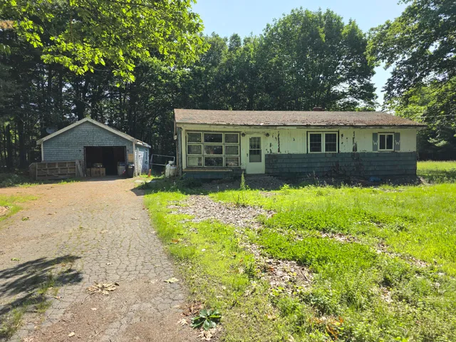 $100,000 | 54 Gross Point Road, Orland, ME 04472