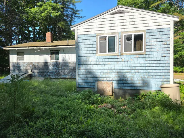$100,000 | 54 Gross Point Road, Orland, ME 04472