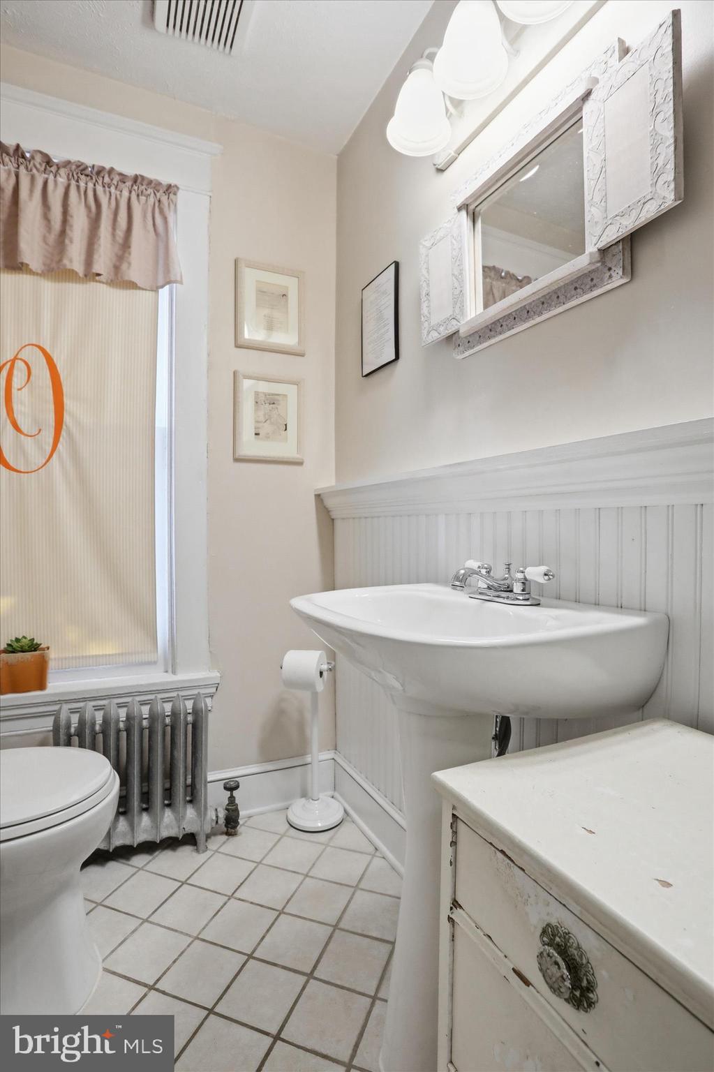 520 Elm Street Frederick, MD 21701 - Photo 19 of 30 2nd floor bath.