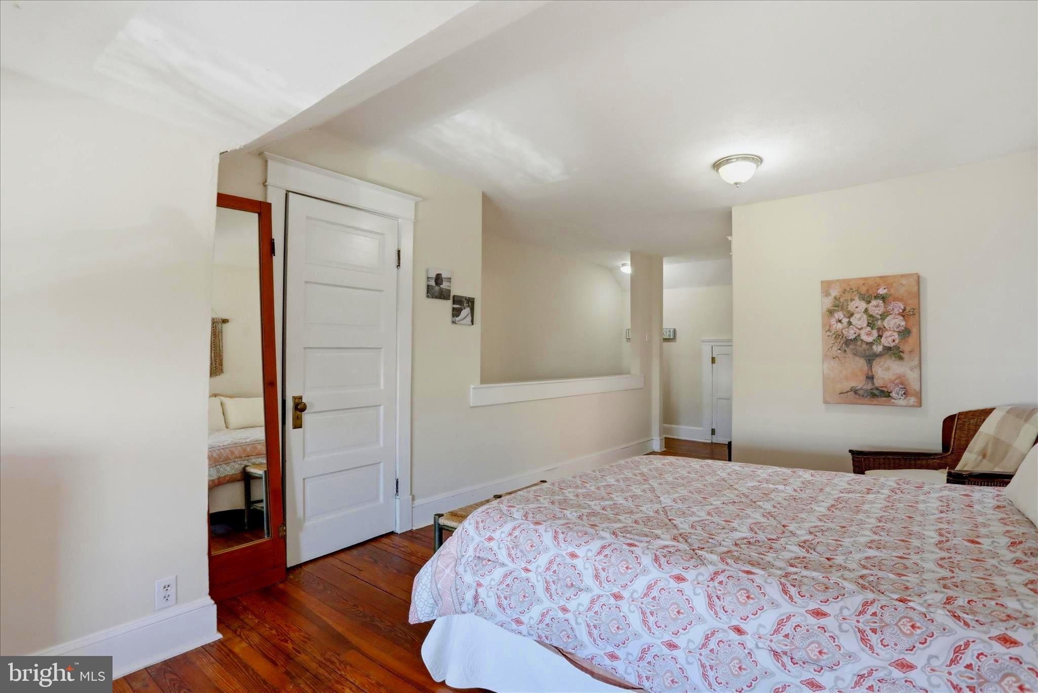 520 Elm Street Frederick, MD 21701 - Photo 22 of 30 3rd floor primary bedroom.