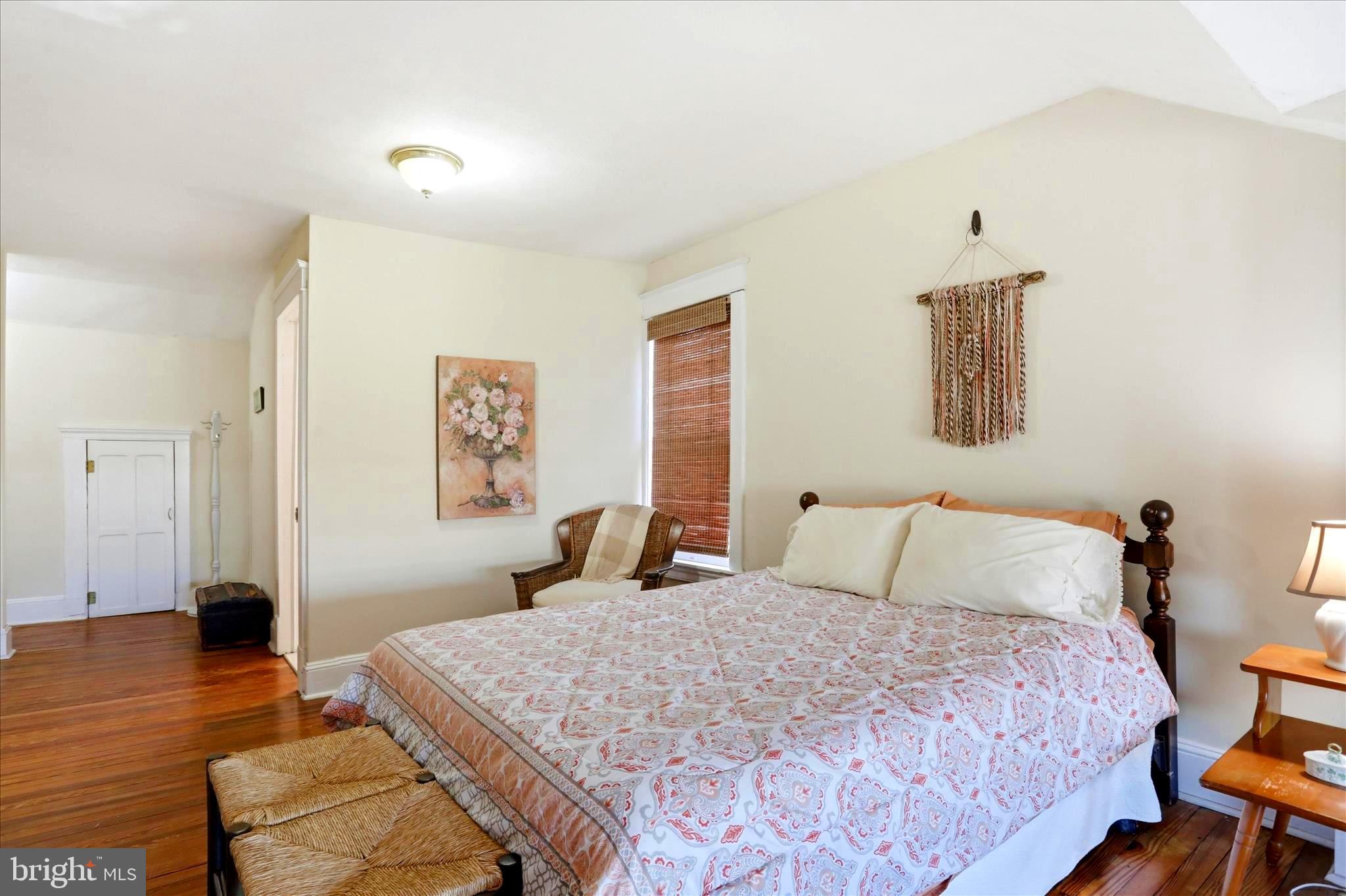 520 Elm Street Frederick, MD 21701 - Photo 23 of 30 3rd floor primary bedroom.