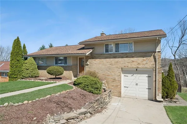 $245,000 | 1217 Monongahela Boulevard, White Oak, PA 15131