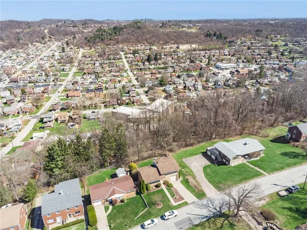 $245,000 | 1217 Monongahela Boulevard, White Oak, PA 15131