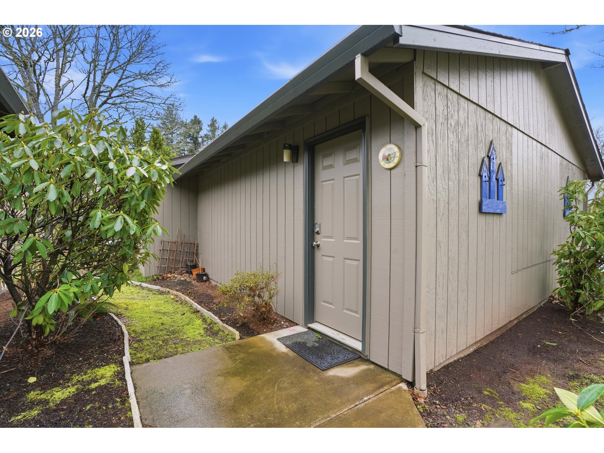 2941 Northeast 13th Street Gresham, OR 97030 - Photo 4 of 32 Garage