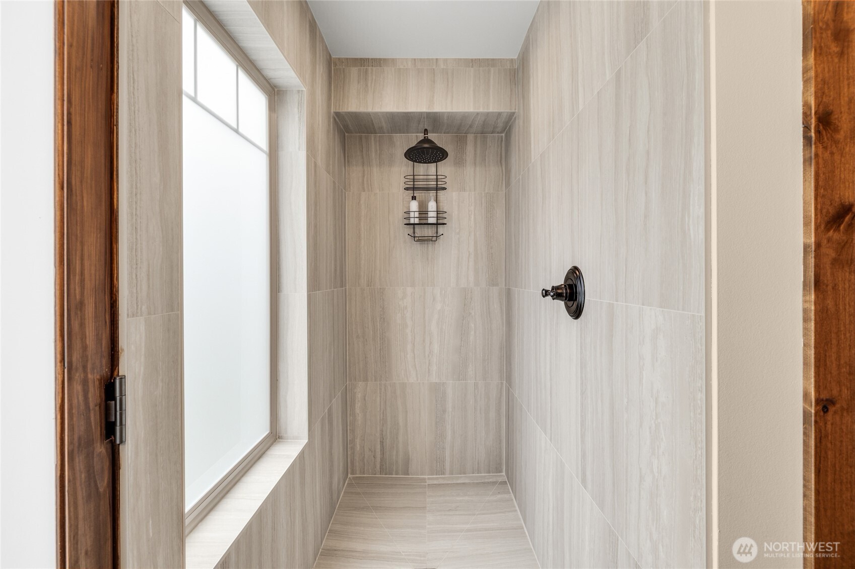 421 Meadow Ridge Drive Cle Elum, WA 98922 - Photo 23 of 39 a view of cupboard