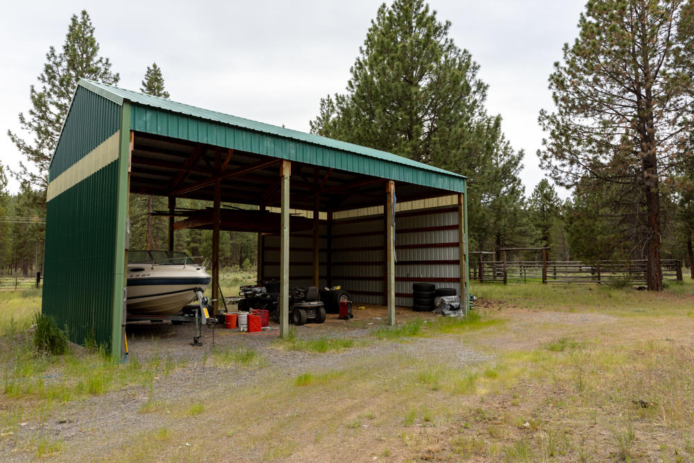 9208 Sprague River Road Chiloquin, OR 97624 - Photo 25 of 38 Hay/Equipment Barn