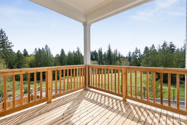 $979,990 | 2037 Northeast Norseman Way, Poulsbo, WA 98370