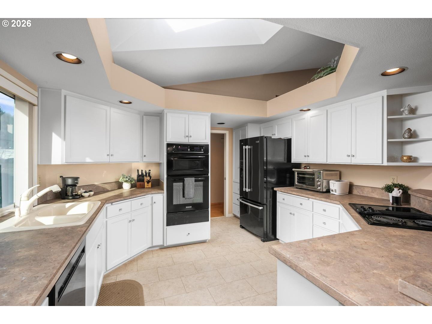 12664 Southwest Bexley Lane Portland, OR 97224 - Photo 12 of 48 Kitchen