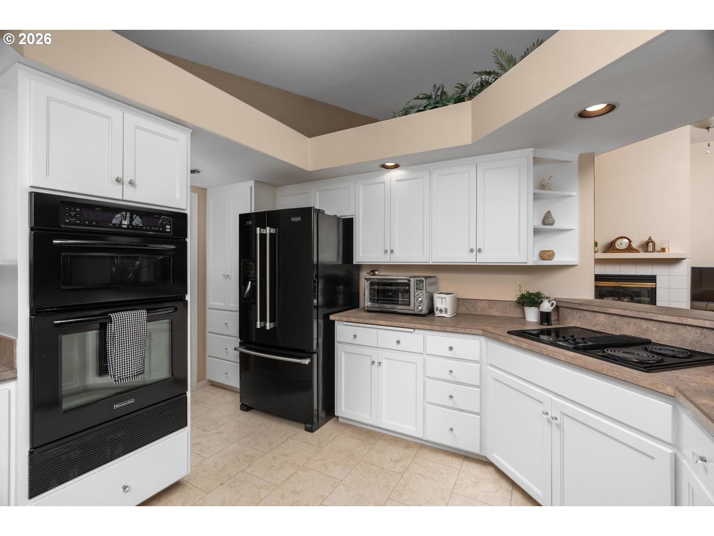 12664 Southwest Bexley Lane Portland, OR 97224 - Photo 13 of 48 Kitchen
