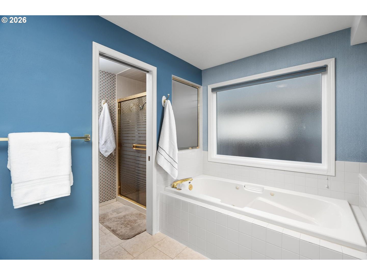 12664 Southwest Bexley Lane Portland, OR 97224 - Photo 24 of 48 Owner's Suite Bathroom