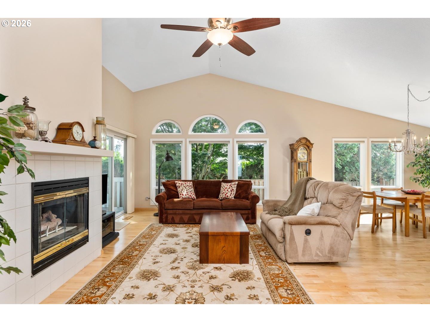 12664 Southwest Bexley Lane Portland, OR 97224 - Photo 5 of 48 Great Room