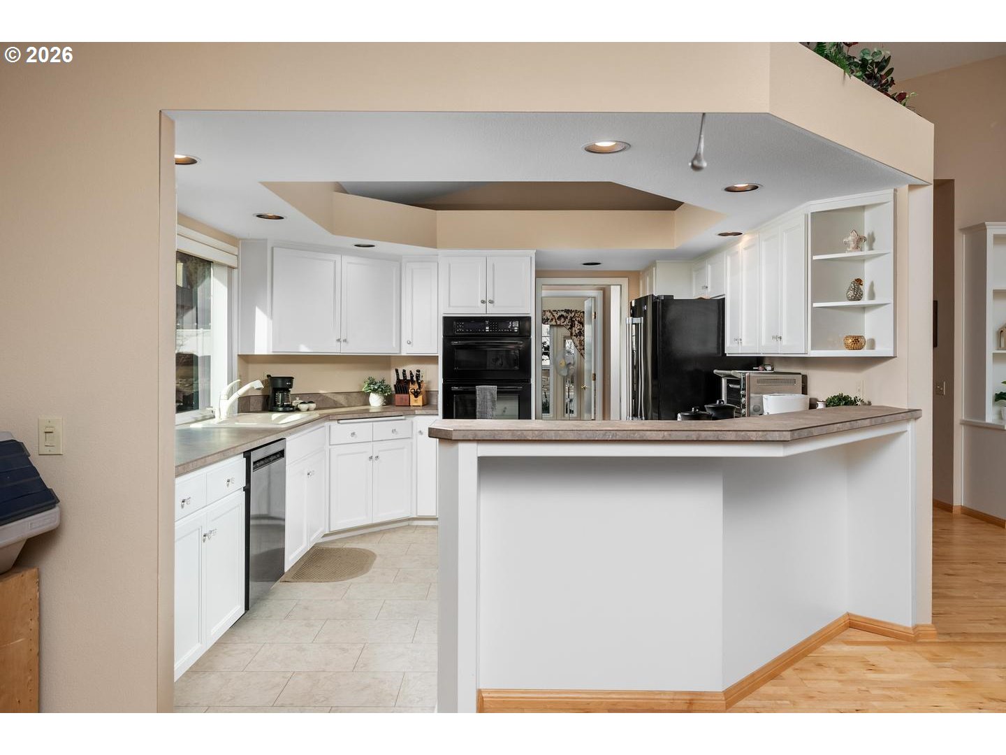 12664 Southwest Bexley Lane Portland, OR 97224 - Photo 10 of 48 Kitchen