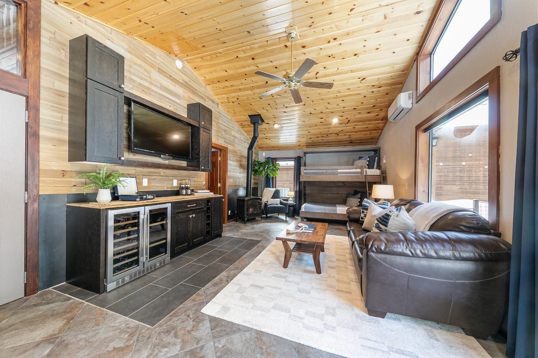 14676 Tyrol Road Truckee, CA 96161 - Photo 20 of 28