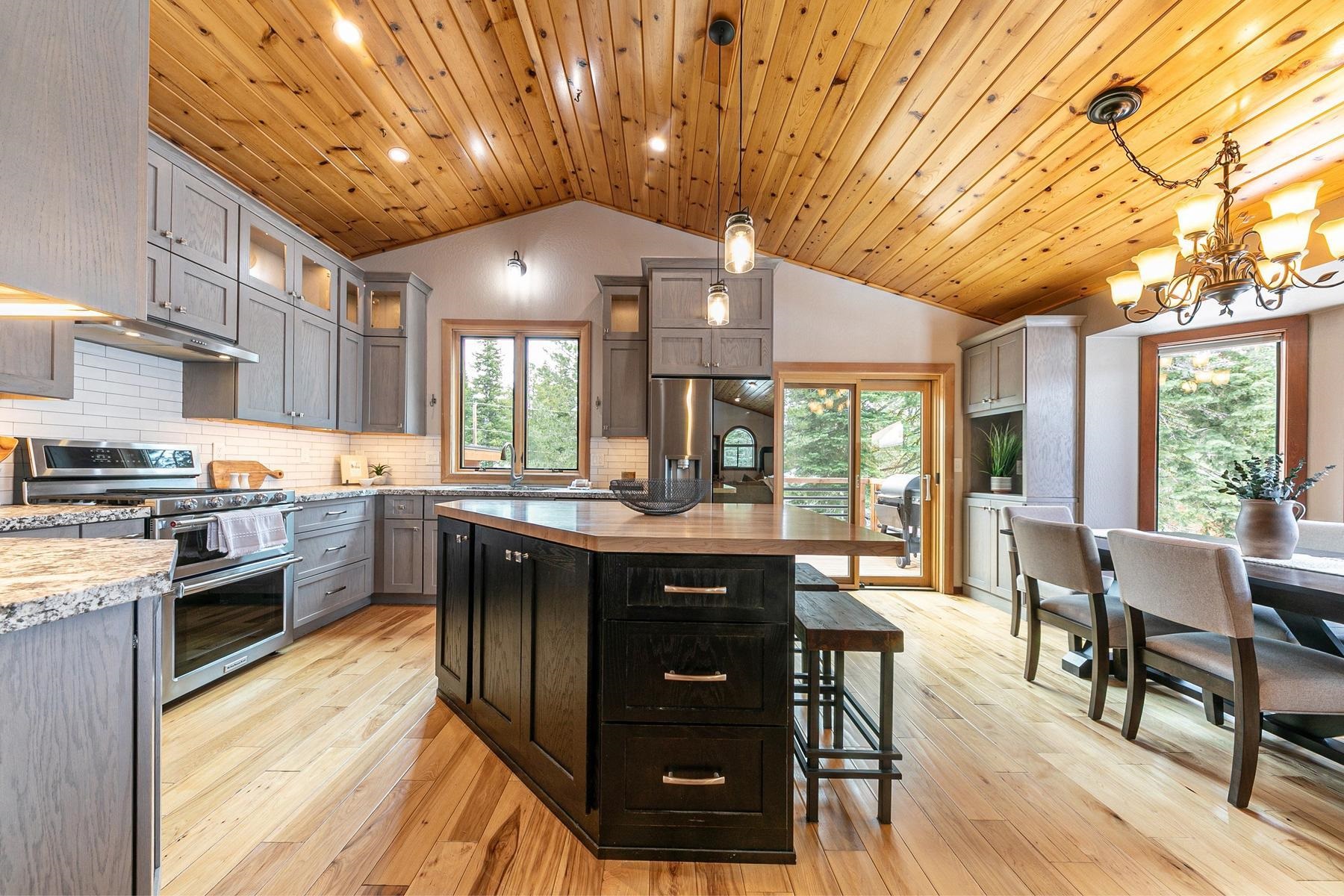 14676 Tyrol Road Truckee, CA 96161 - Photo 10 of 28