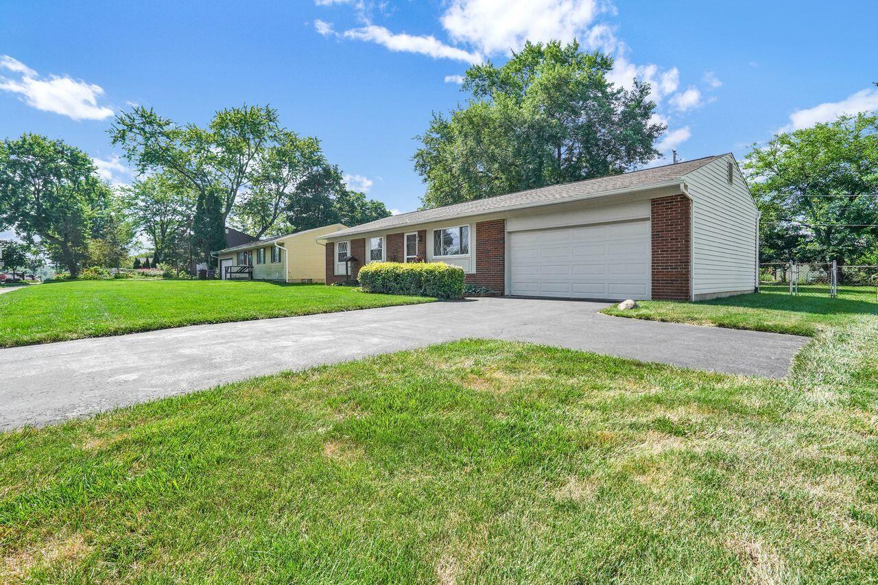 761 County Line Road Westerville, OH 43081 - Photo 3 of 33 DSC00853