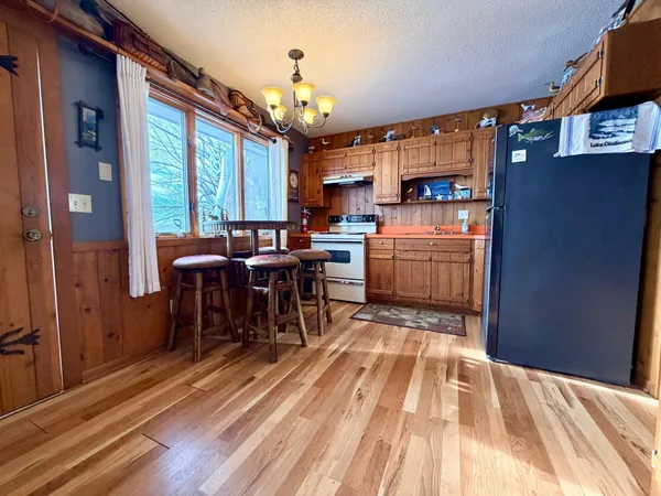 $325,000 | 1111 West Lake Avenue, Worthington, MN 56187