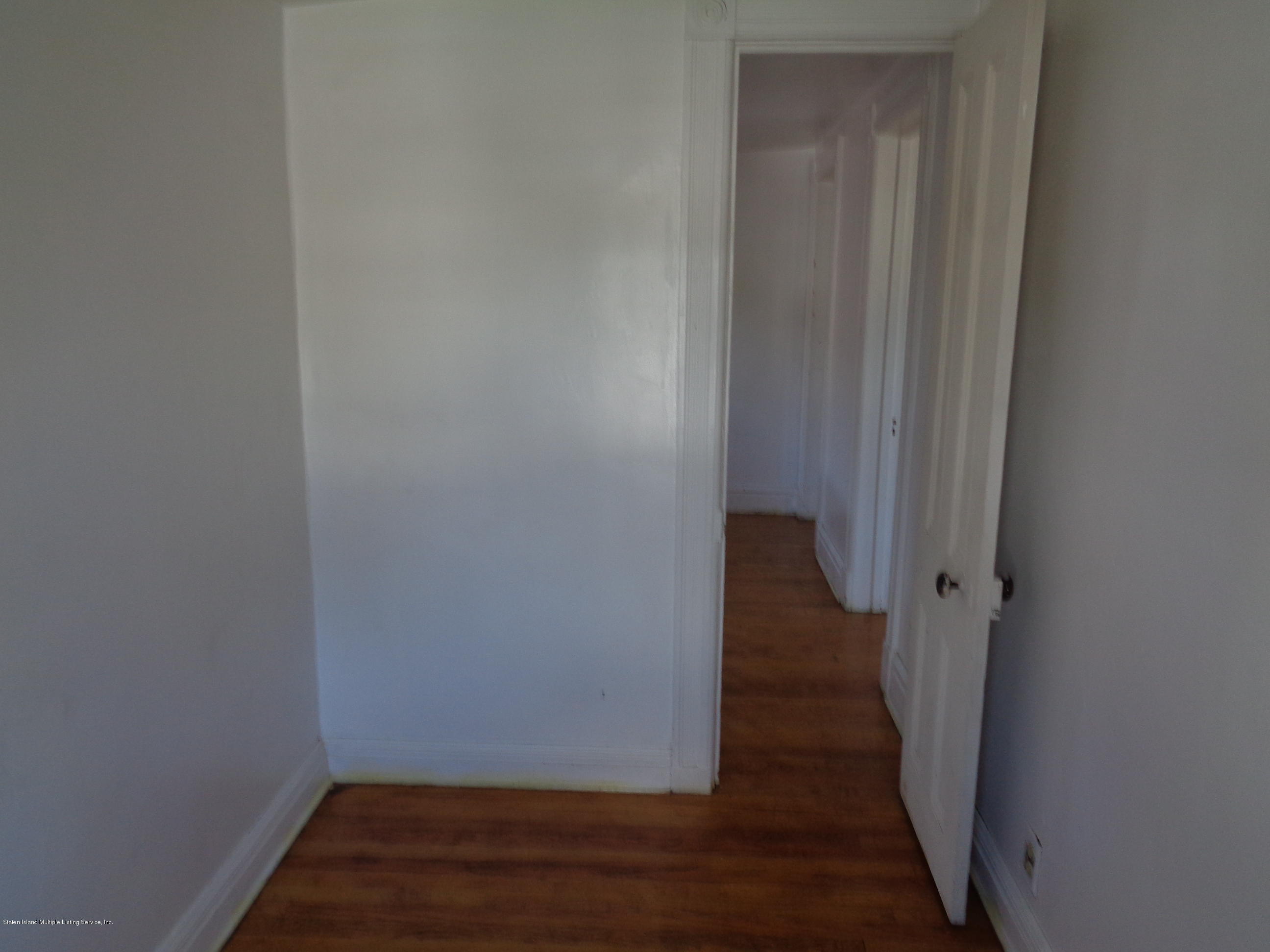 479 Morningstar Road Staten Island, NY 10303 - Photo 4 of 23 2020-06-22 10.11.54