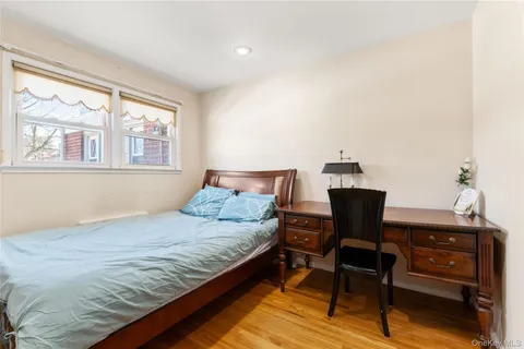 $898,000 | 851 Hemlock Street, Franklin Square, NY 11010