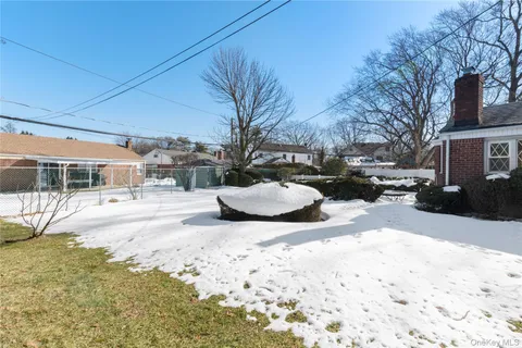 $898,000 | 851 Hemlock Street, Franklin Square, NY 11010