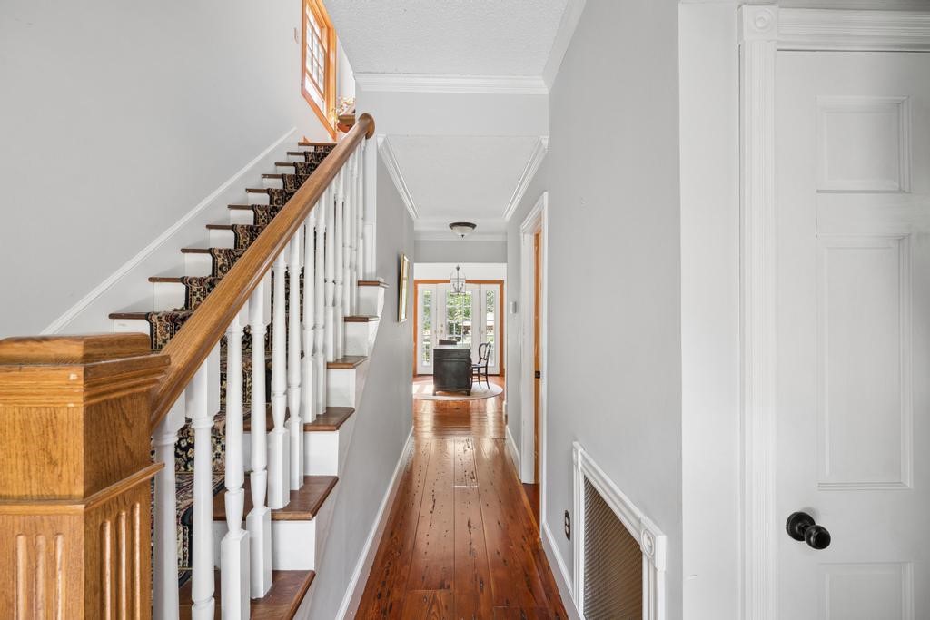 840 Lake Road Tiverton, RI 02878 - Photo 20 of 37 Gallery Image 20