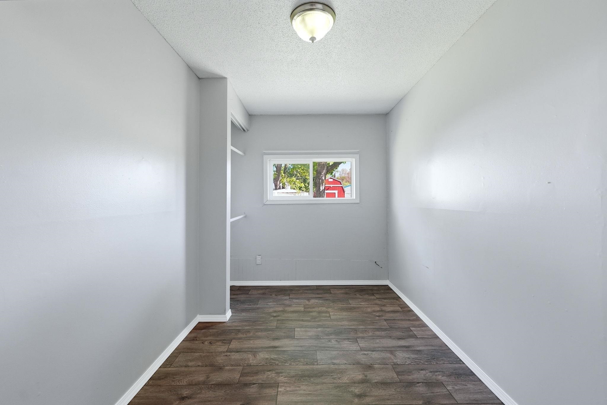 501 North Broadway Street Butler, IN 46721 - Photo 7 of 34