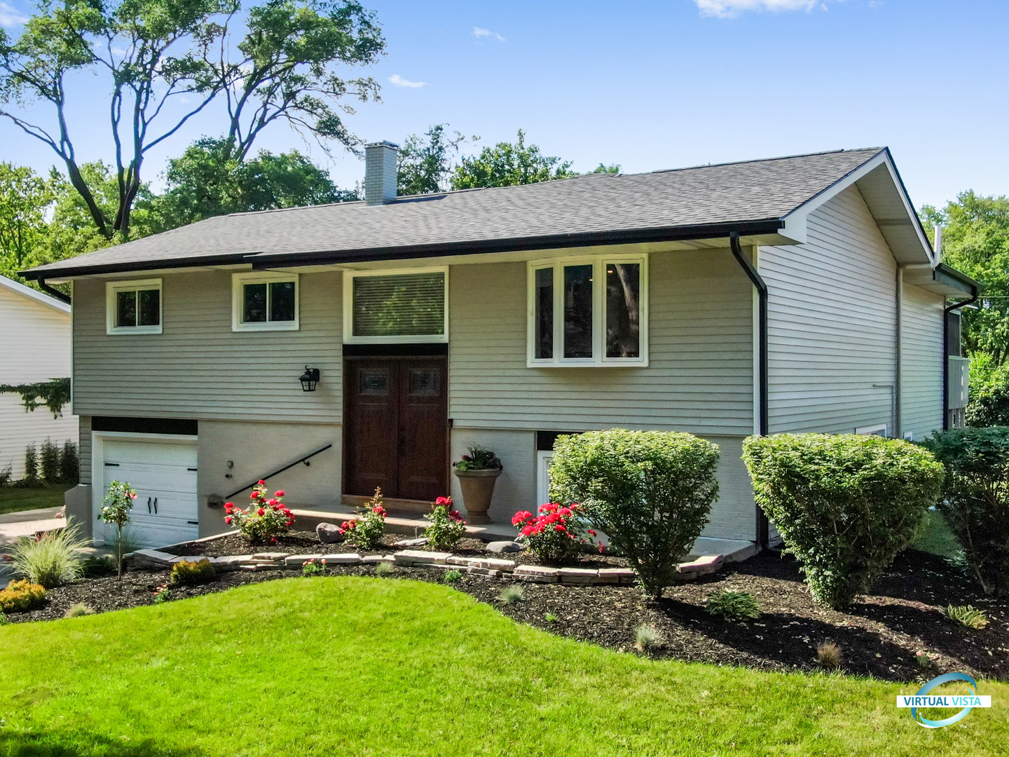 21W310 Ahlstrand Road Lombard, IL 60148 - Photo 2 of 34