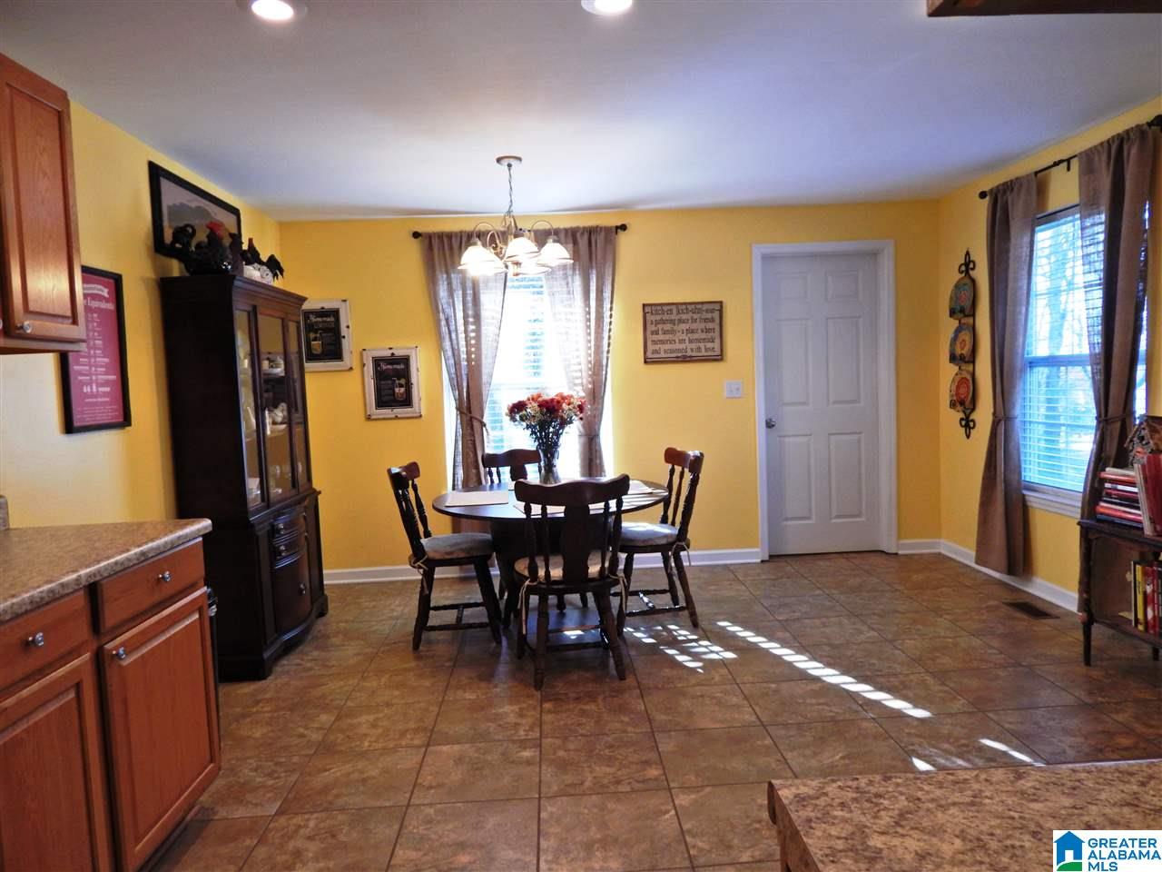 131 Beck Green Road Warrior, AL 35180 - Photo 6 of 35