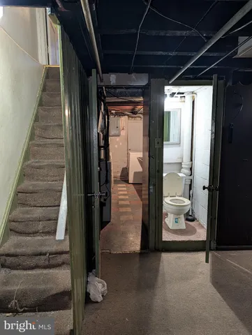 a view of entryway and hall