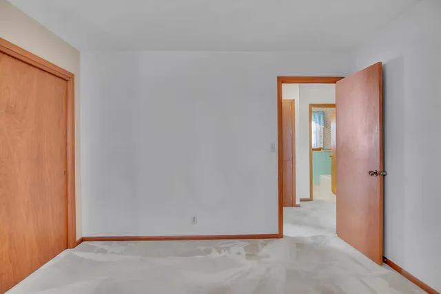 $140,000 | 916 Spruce Street, Halstead, KS 67056