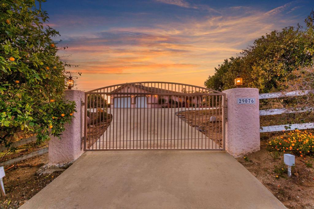 29076 Sunset Road Valley Center, CA 92082 - Photo 3 of 65