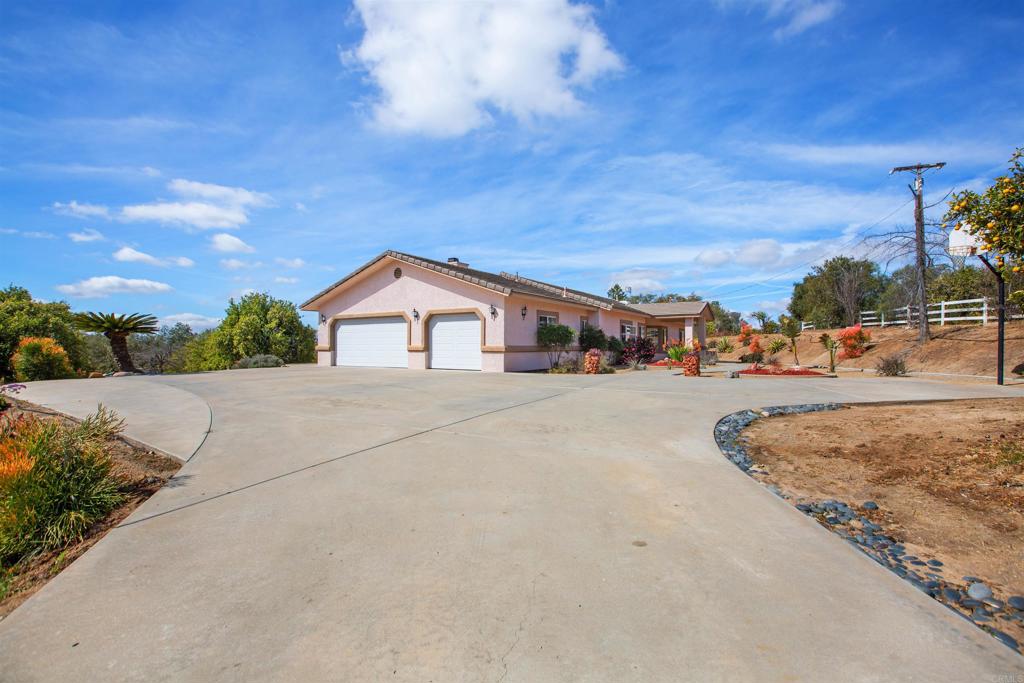 29076 Sunset Road Valley Center, CA 92082 - Photo 52 of 65 a view of road and house in the background