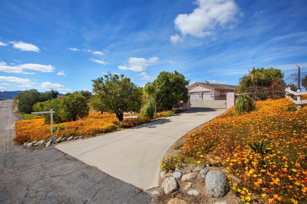 29076 Sunset Road Valley Center, CA 92082 - Photo 53 of 65