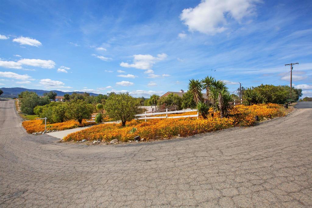 29076 Sunset Road Valley Center, CA 92082 - Photo 56 of 65