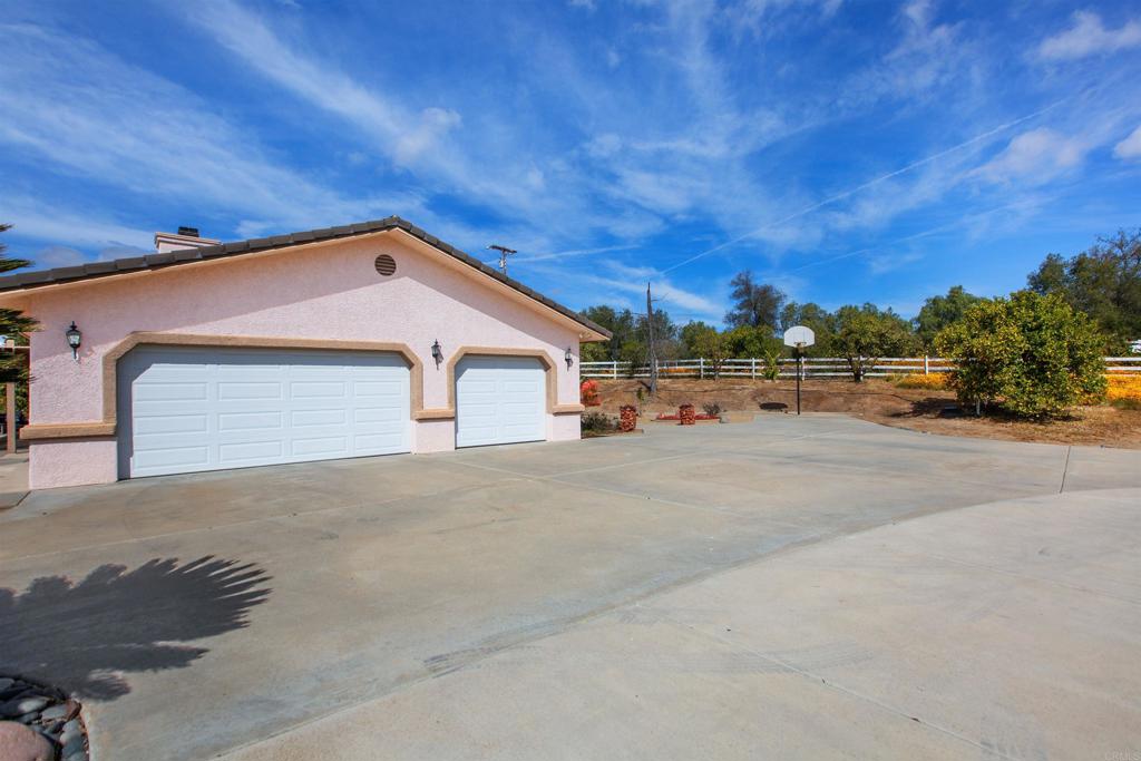 29076 Sunset Road Valley Center, CA 92082 - Photo 58 of 65 a view of parking area