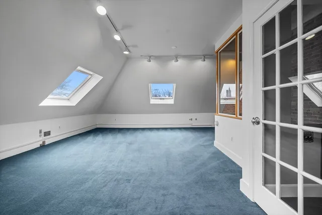 $4,300 | 3-5 Harvard Avenue, Unit 3, Brookline, MA 02446