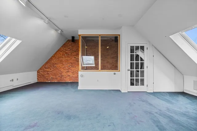 $4,300 | 3-5 Harvard Avenue, Unit 3, Brookline, MA 02446