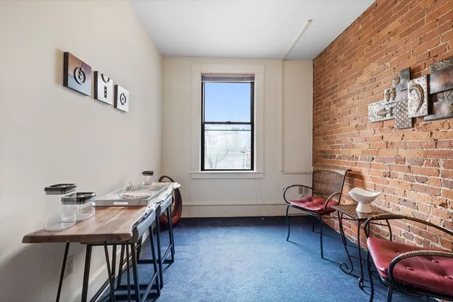 $4,300 | 3-5 Harvard Avenue, Unit 3, Brookline, MA 02446