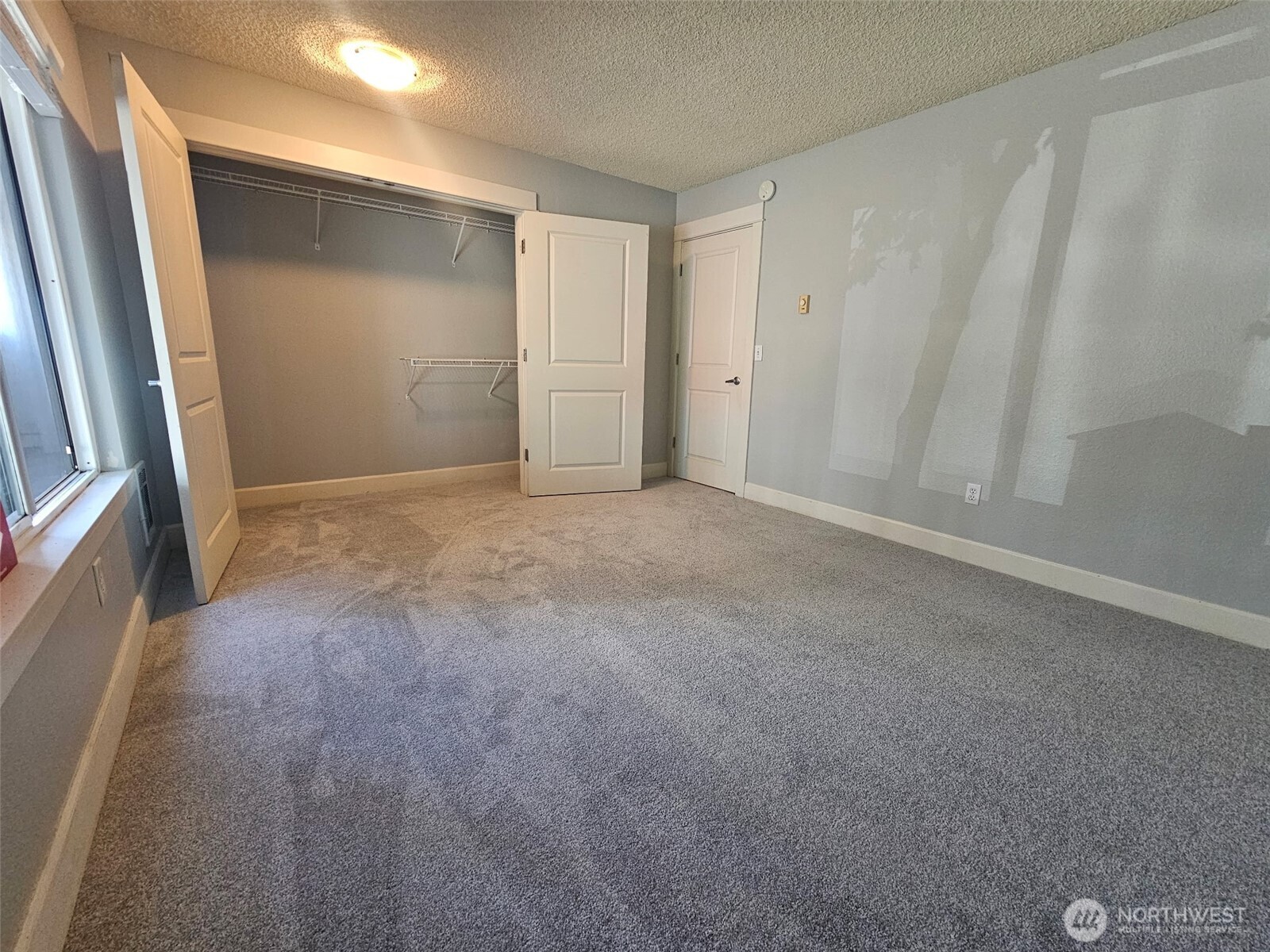 8025 234th Street Southwest, Unit 103 Edmonds, WA 98026 - Photo 8 of 14