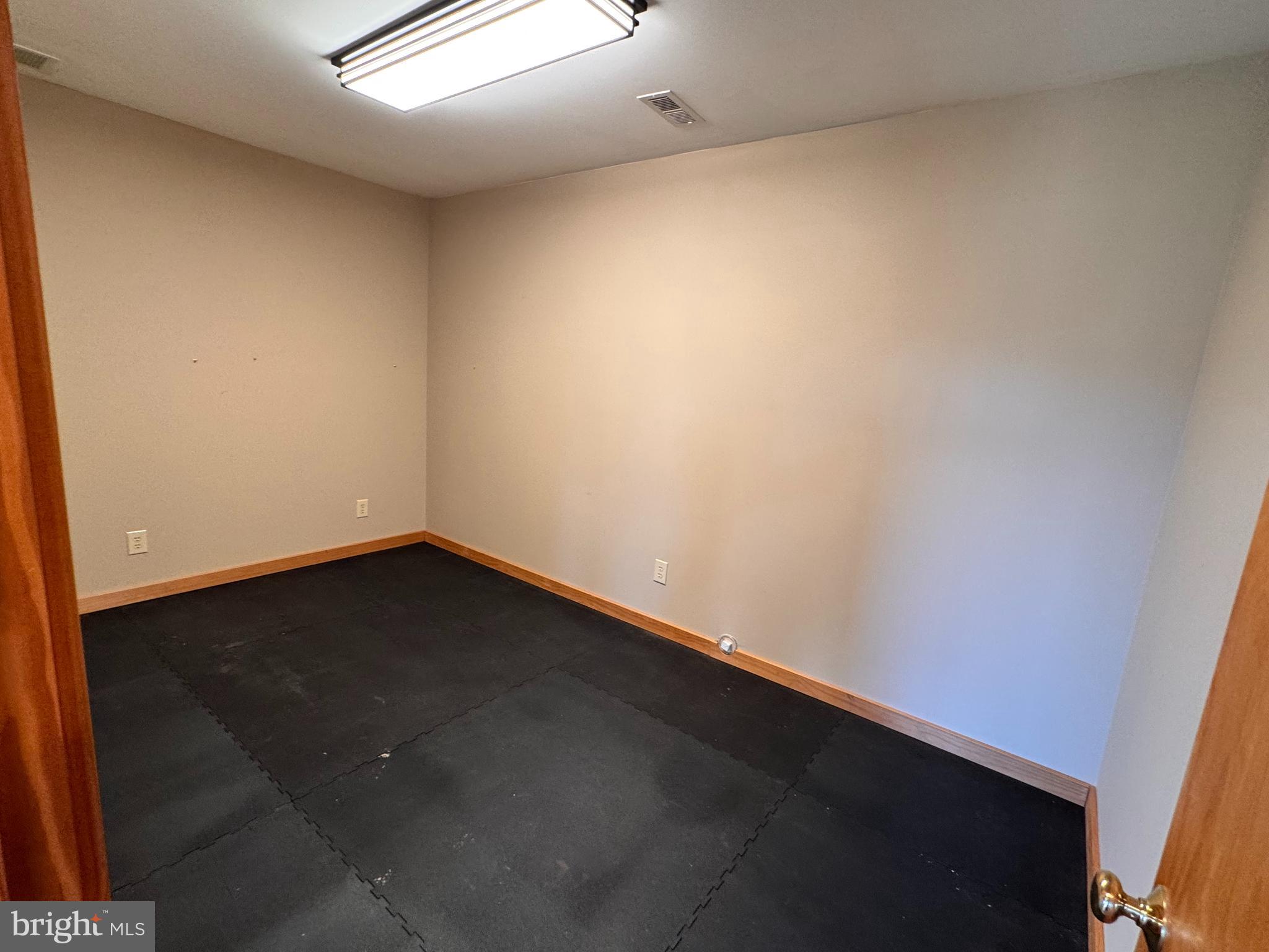 72 Jordans Road Amissville, VA 20106 - Photo 26 of 31 Office Workout Craft Room