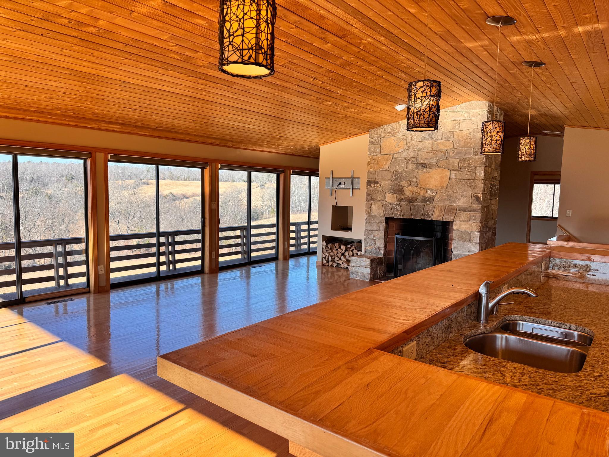 72 Jordans Road Amissville, VA 20106 - Photo 8 of 31 Open Living Room