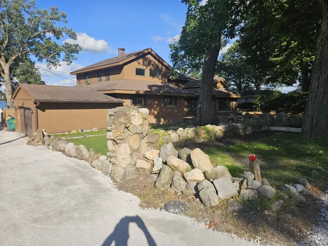 $649,000 | 683 Waverly Road, La Porte, IN 46350