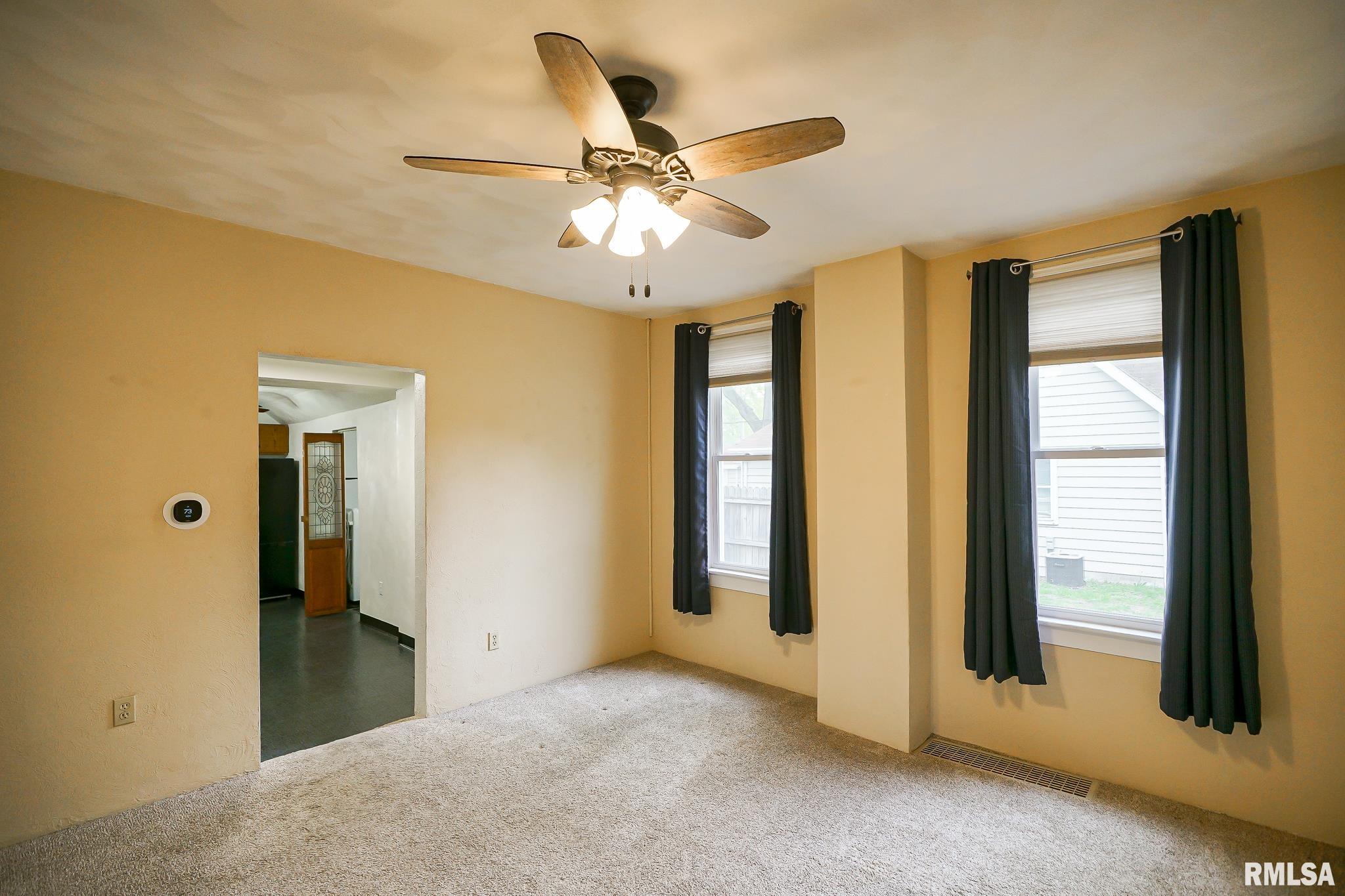 914 Henrietta Street Pekin, IL 61554 - Photo 15 of 61